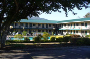 Гостиница Ridge Top Motel - Bryson City  Брайсон Сити